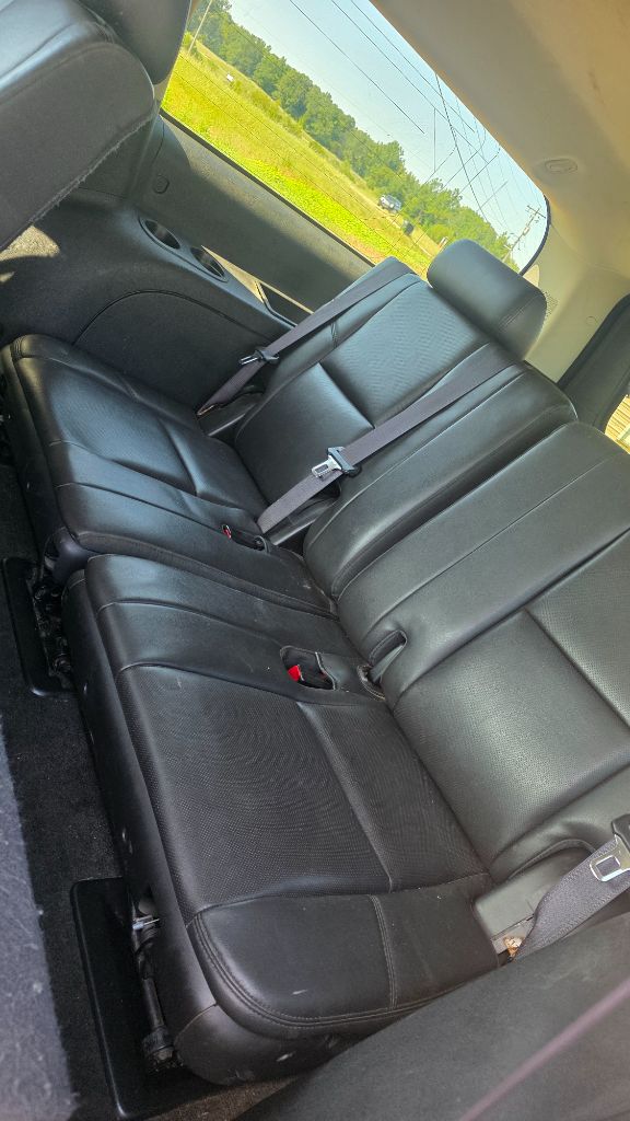 2014 Cadillac Escalade ESV Luxury - Photo 17